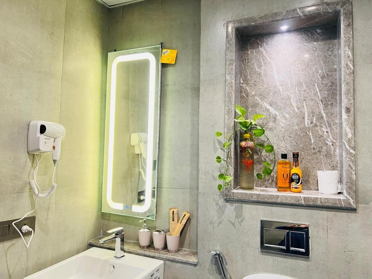 Apartment Supernova Spira New Delhi