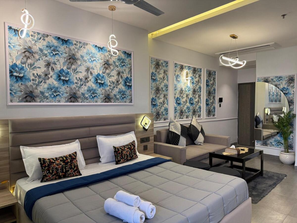 Apartment Supernova Spira New Delhi